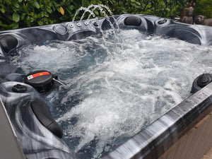 Fiji 5 Seat (1 Lounger) Luxury Hot Tub Spa | Plug &amp; Play Hot Tubs